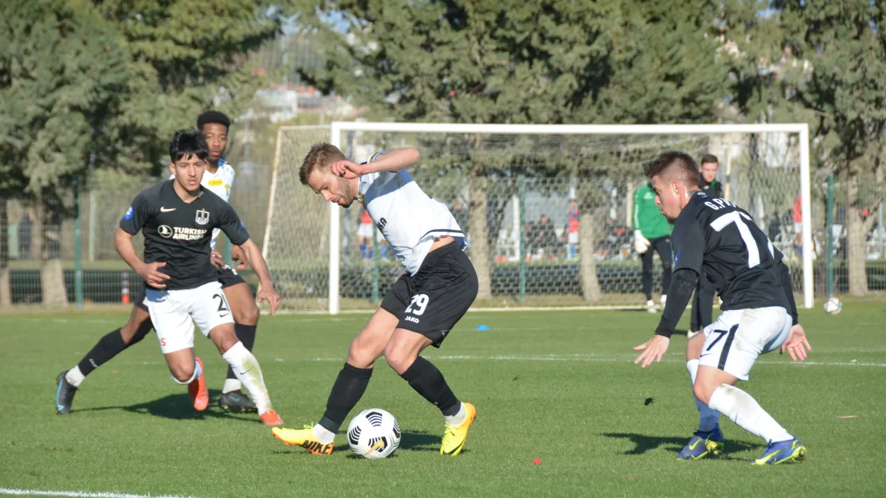 Sparing: Górnik – Neftçi PFK 0-1
