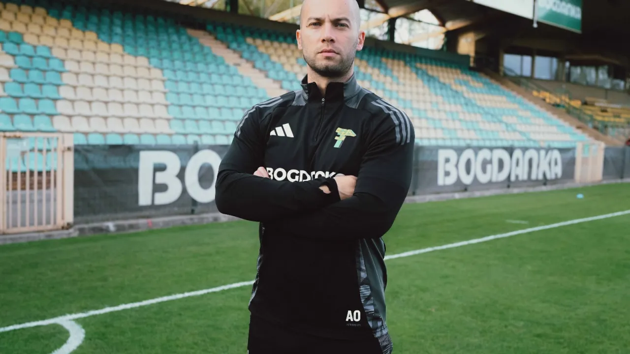 Adrian Olecki w sztabie szkoleniowym pierwszego zespołu