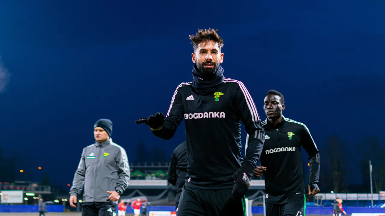 Jonathan de Amo na rozgrzewkę. Playlista na rozgrzewkę przed meczem z Bruk-Bet-em