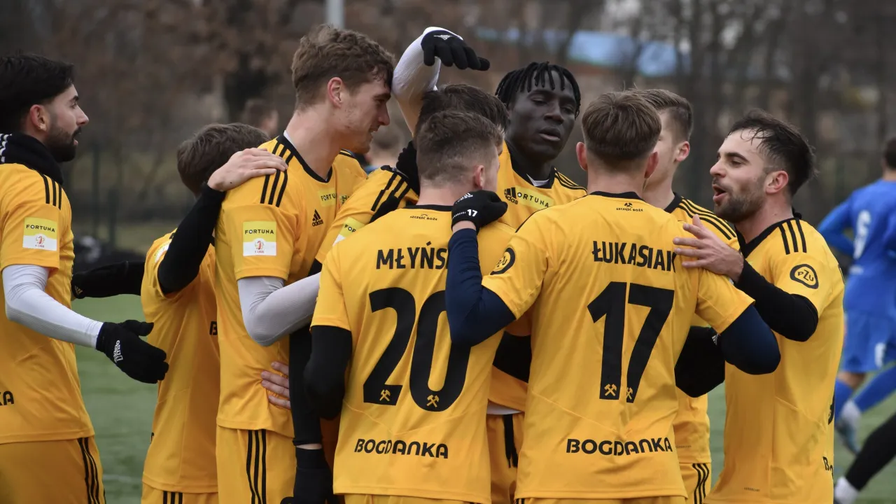 Sparing z Puszczą w obiektywie