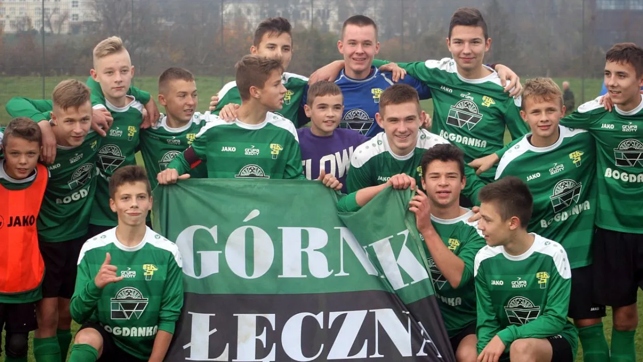 Baraż o CLJ U-15 na głównej płycie stadionu