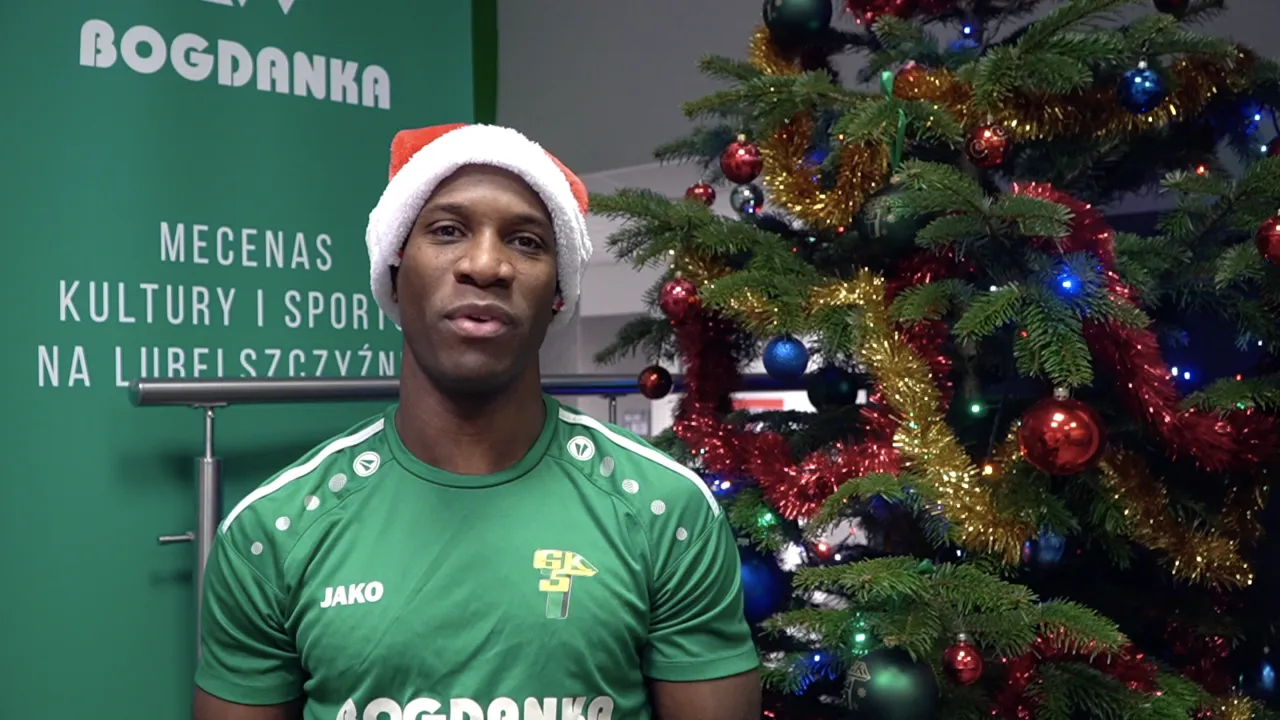 Joyeux Noel! 🇧🇪 Feliz navidad y próspero año nuevo! 🇪🇸 Feliz Natal! 🇧🇷