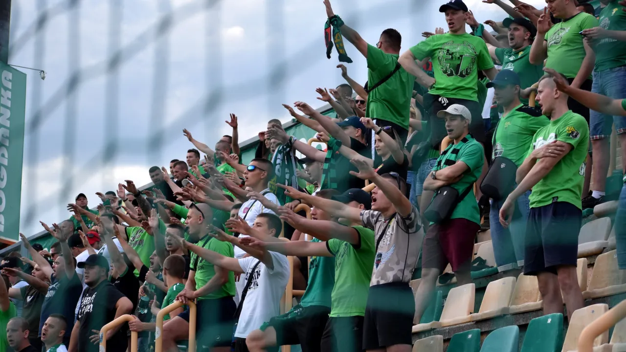 Stadiony otwarte dla kibiców!