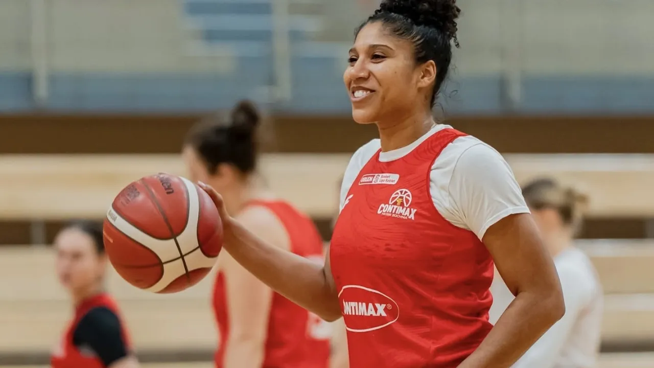 Sierra Moore zawodniczką CMB!