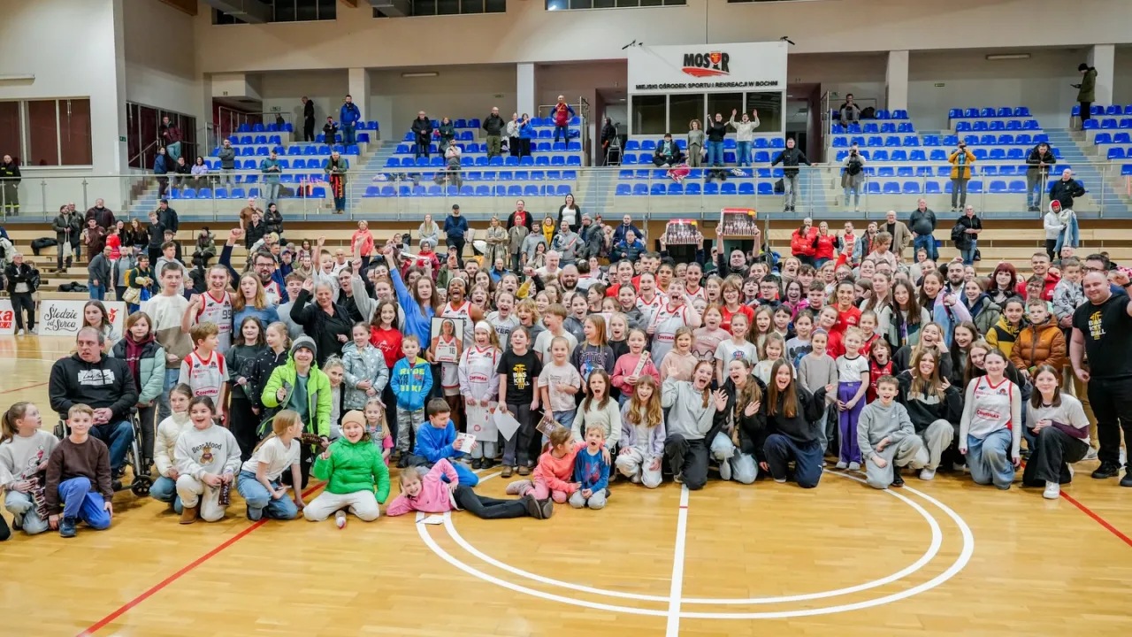 Polonia pokonana! Pozostajemy w walce o play-off!