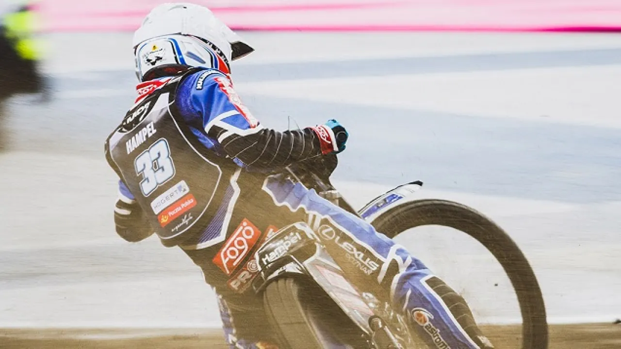 Six Poles in the TAURON SEC qualifiers