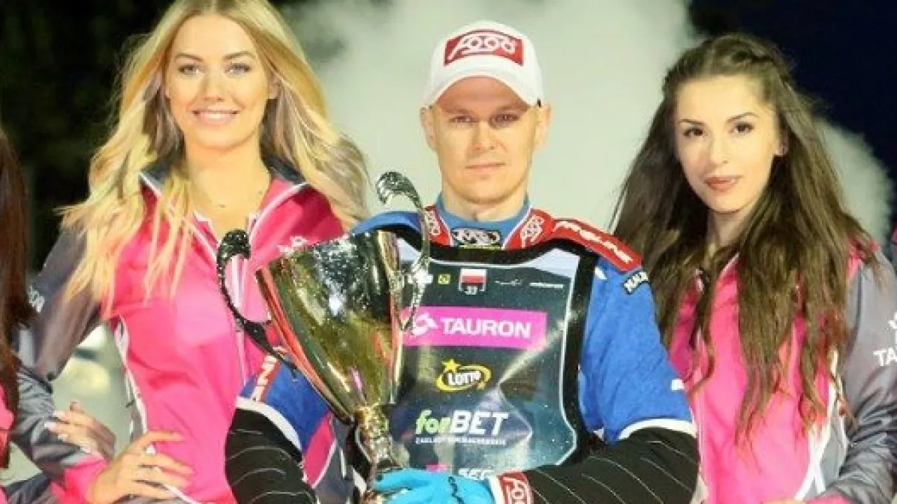 Jarosław Hampel wins in Gniezno!