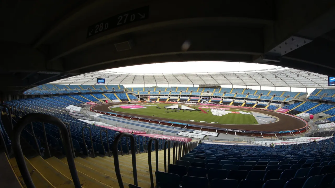 Fan Guide before the final round