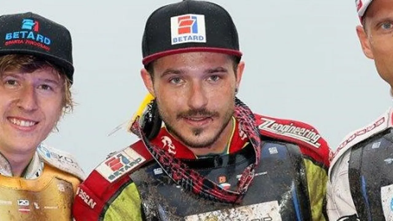 Vaclav Milik won in rainy Hallstavik