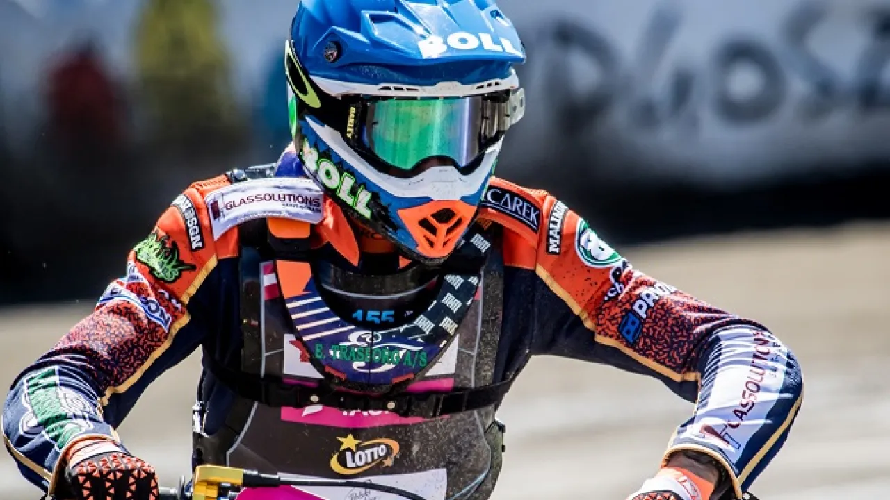 Perfect Michelsen led Motor to another win