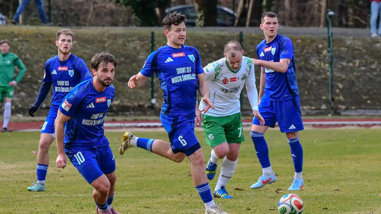 Flota – Biali Sądów 2-2 (1-2)